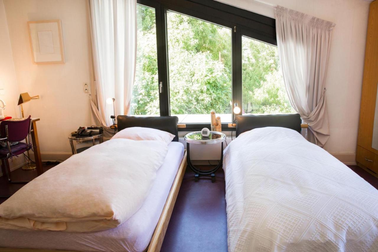 Air Boardinghouse Tulip Stockum, Zu Fuss - 3 Minuten Zur Messe Dusseldorf Ngoại thất bức ảnh