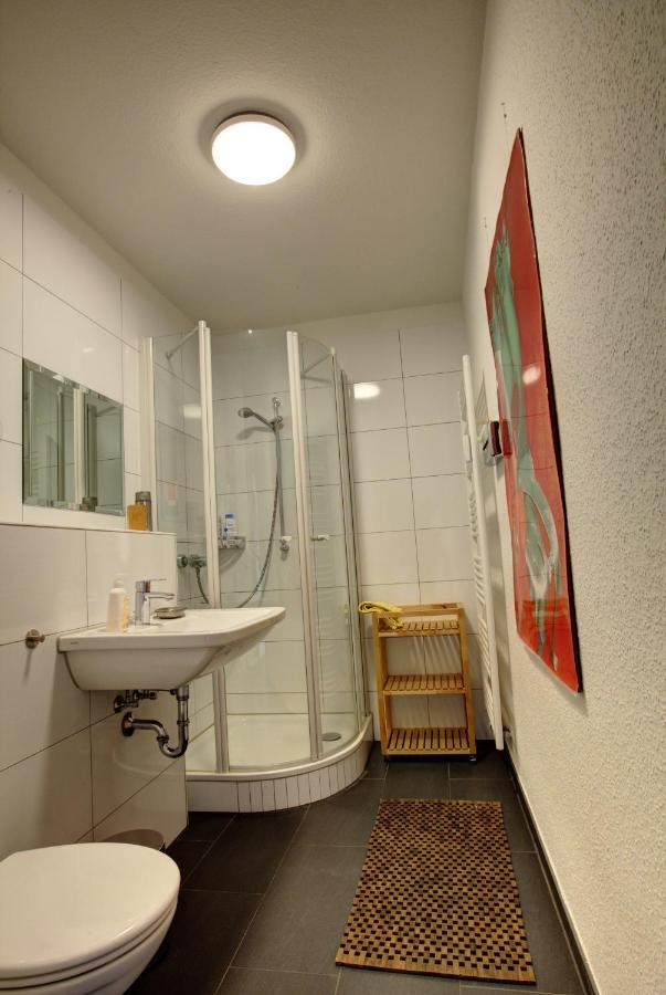 Air Boardinghouse Tulip Stockum, Zu Fuss - 3 Minuten Zur Messe Dusseldorf Ngoại thất bức ảnh