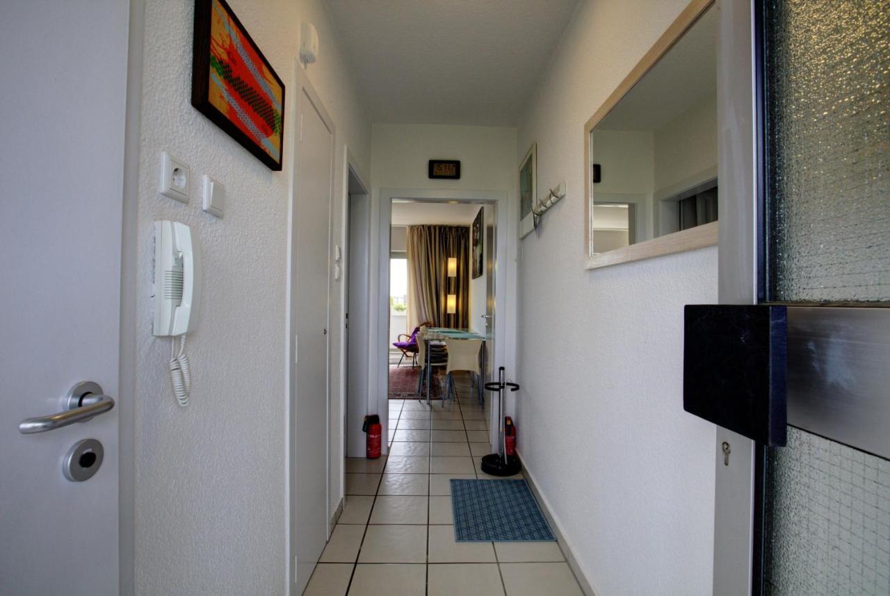 Air Boardinghouse Tulip Stockum, Zu Fuss - 3 Minuten Zur Messe Dusseldorf Ngoại thất bức ảnh